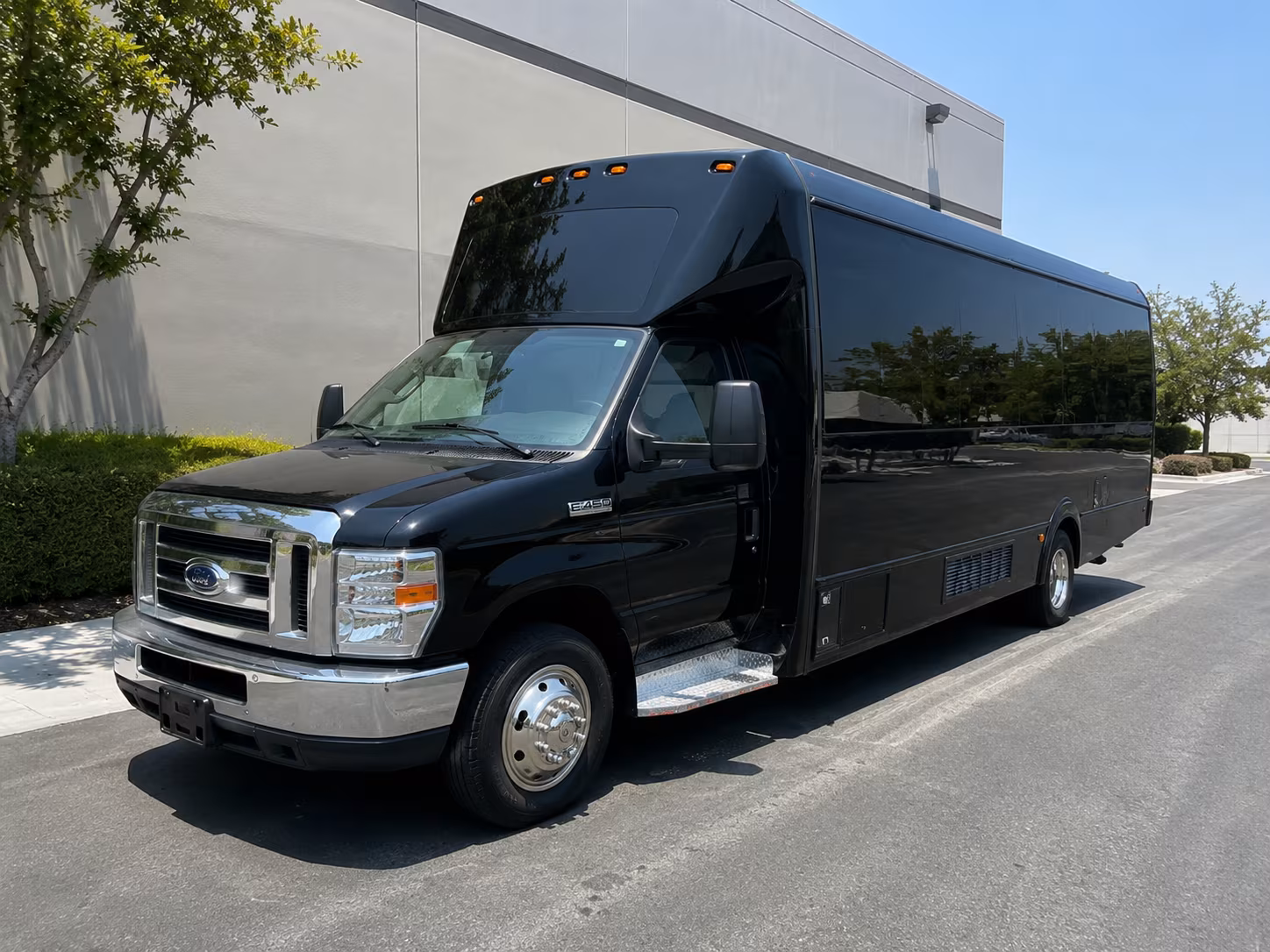 affordable albuquerque prom party bus prices split across your group