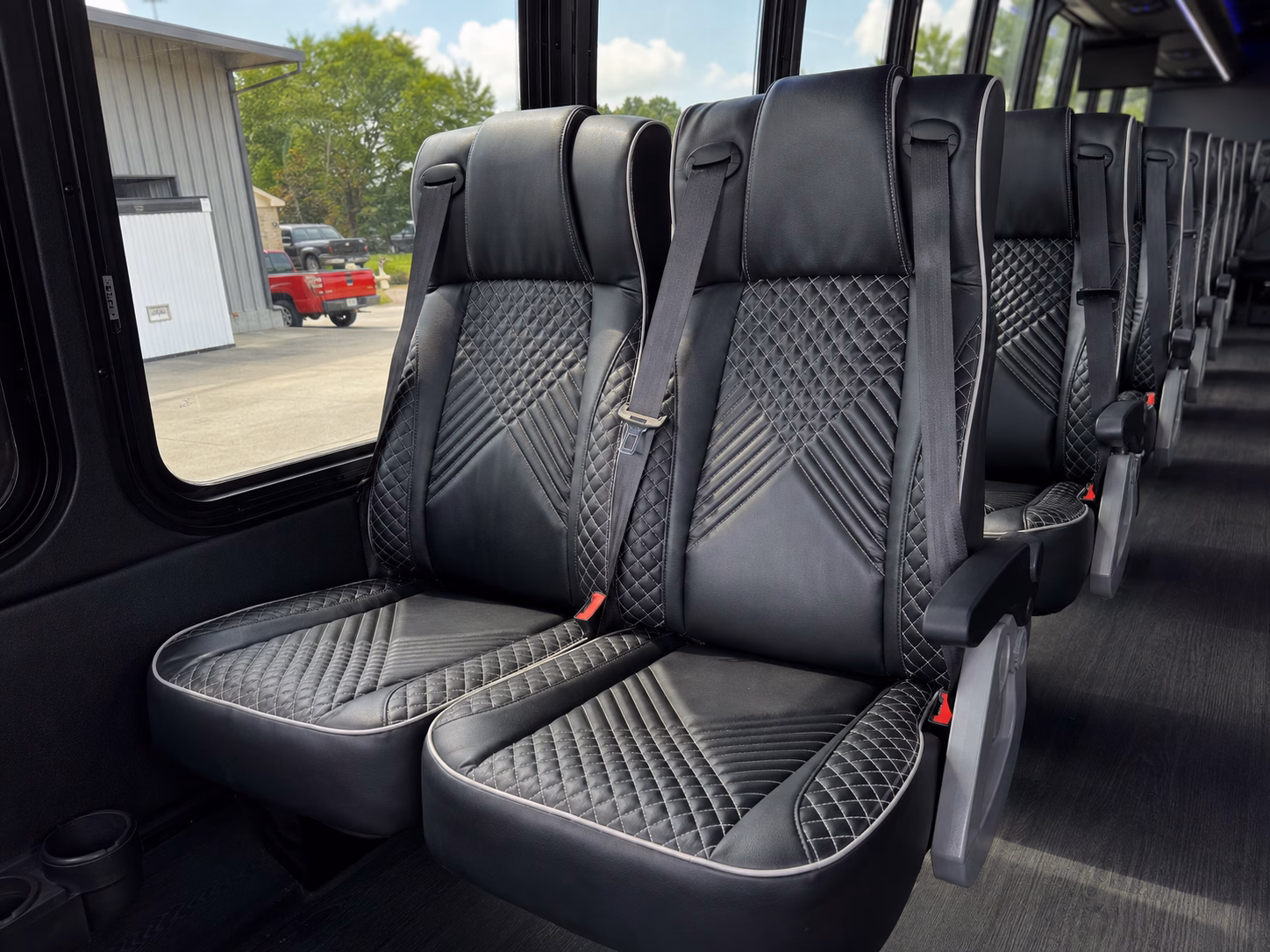 albuquerque airport shuttle bus rentals for private groups