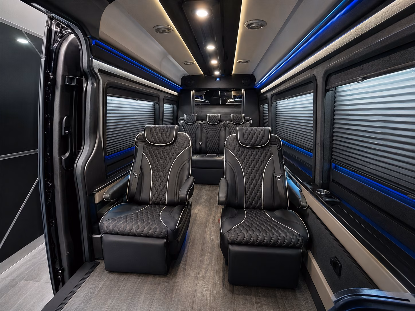 albuquerque airport shuttle buses for employees