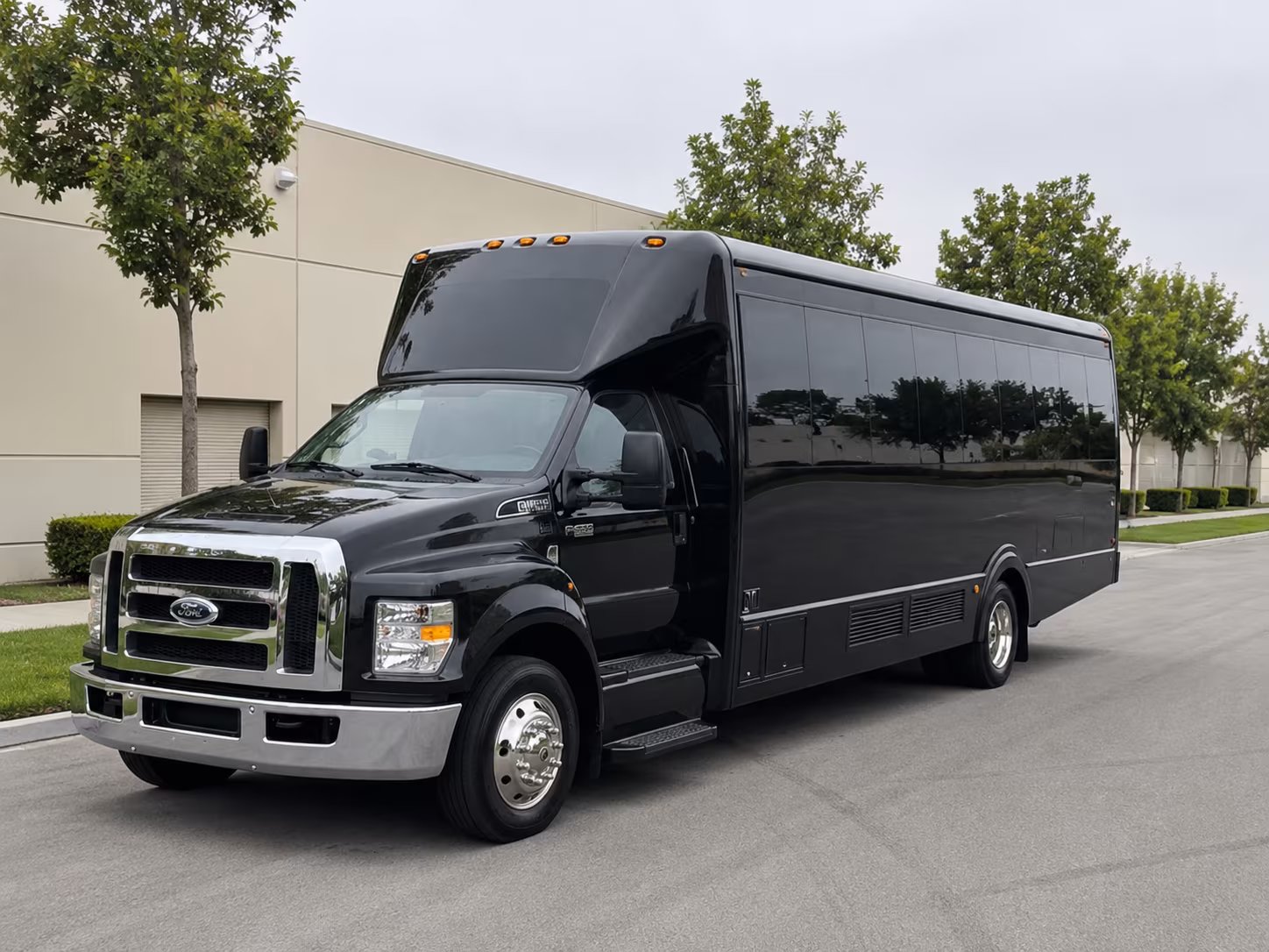 rent an albuquerque prom party bus or charter bus today
